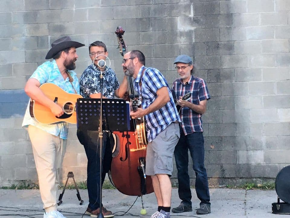 Golden Horseshoe Revival Band